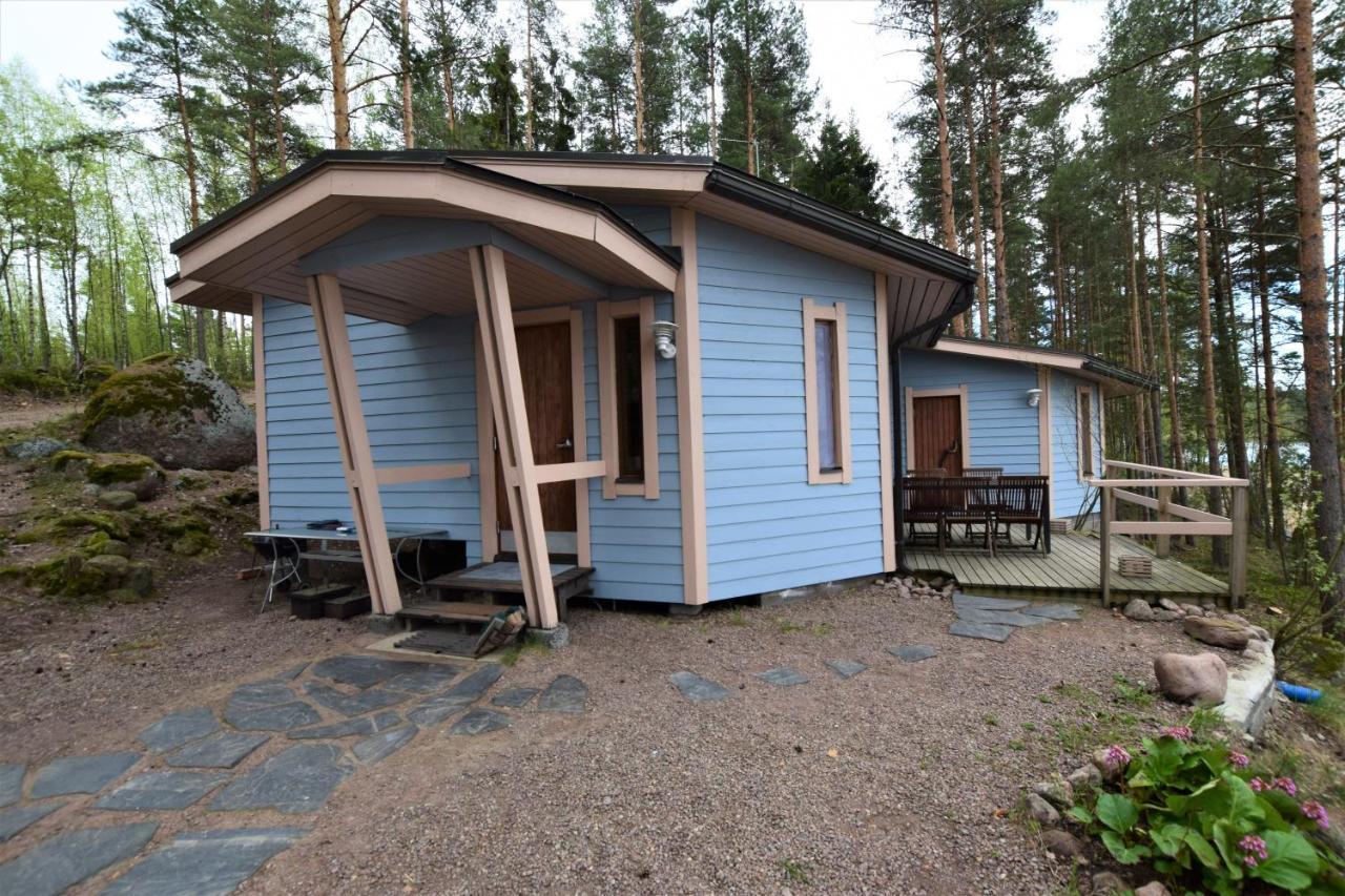 Pyhtaeaen Vuokramoekit Villa Tuuski Exterior photo
